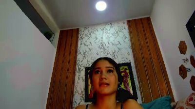 marianamanzur01 live cam on Cam4