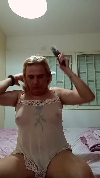 marianatrans1 live cam on Cam4