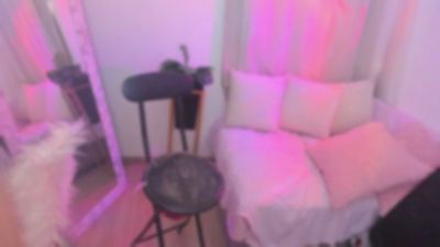mariannelove77 live cam on Cam4