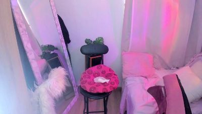 mariannelove77 live cam on Cam4