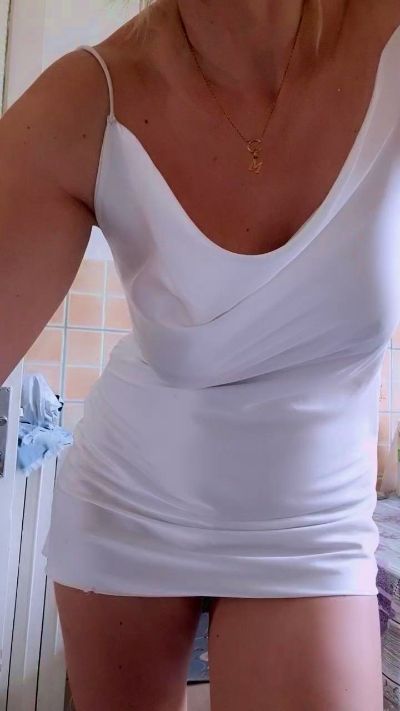 mariaperla live cam on Cam4