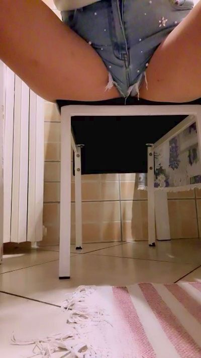 mariaperla live cam on Cam4