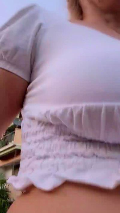 mariaperla live cam on Cam4