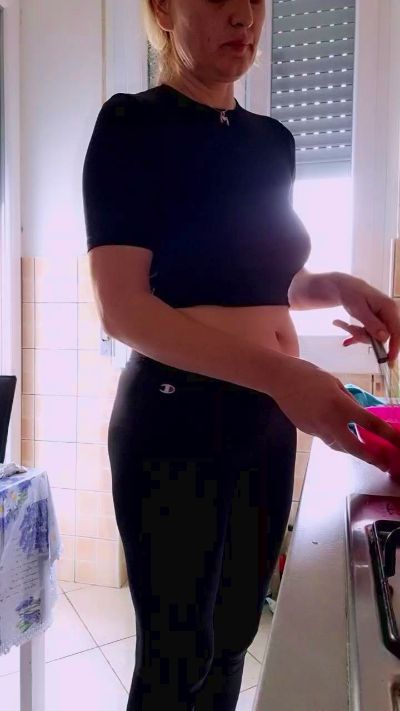 mariaperla live cam on Cam4