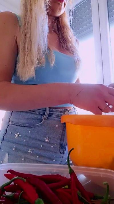 mariaperla live cam on Cam4