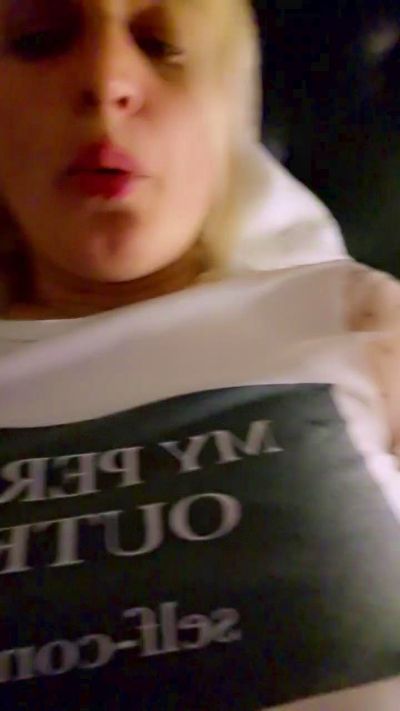 mariaperla live cam on Cam4