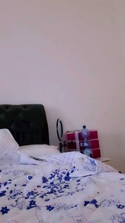 mariaperla live cam on Cam4