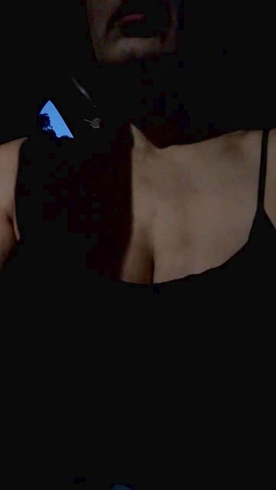 mariaperla live cam on Cam4