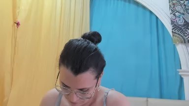 marilyn_Garcia live cam on Cam4