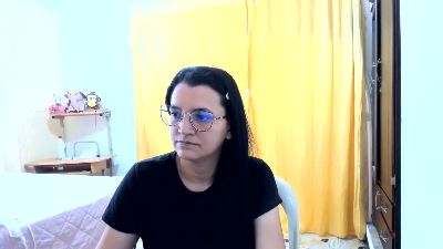 marilyn_Garcia live cam on Cam4