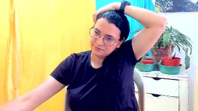 marilyn_Garcia live cam on Cam4