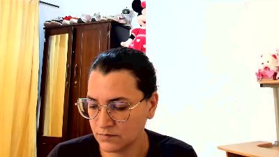 marilyn_Garcia live cam on Cam4