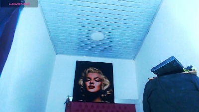 marilyn_monroe_ live cam on Cam4