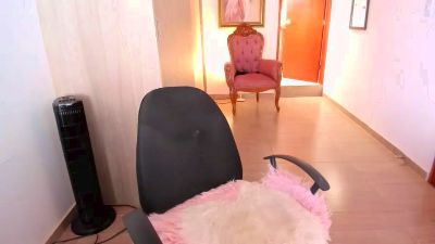 marilyndark live cam on Cam4