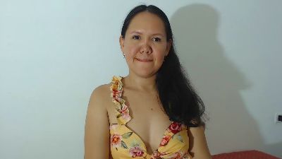 marilynhairy live cam on Cam4