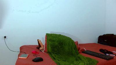 marilynhairy live cam on Cam4