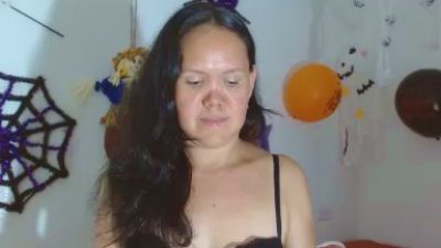 marilynhairy live cam on Cam4