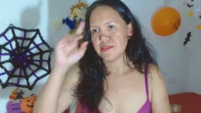 marilynhairy live cam on Cam4