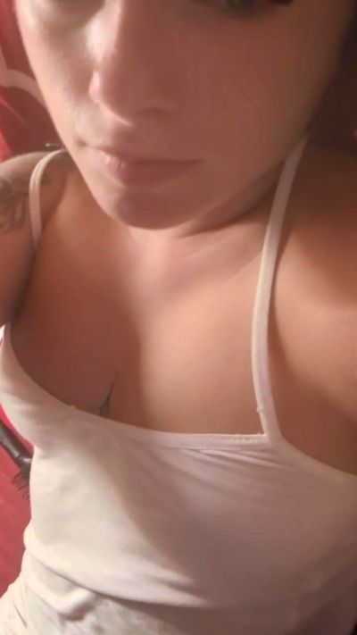 marina334 live cam on Cam4