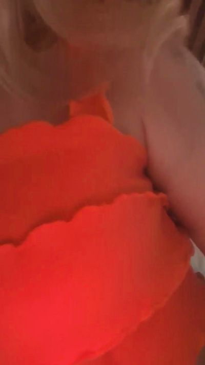 marina334 live cam on Cam4