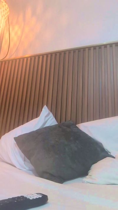 marina334 live cam on Cam4