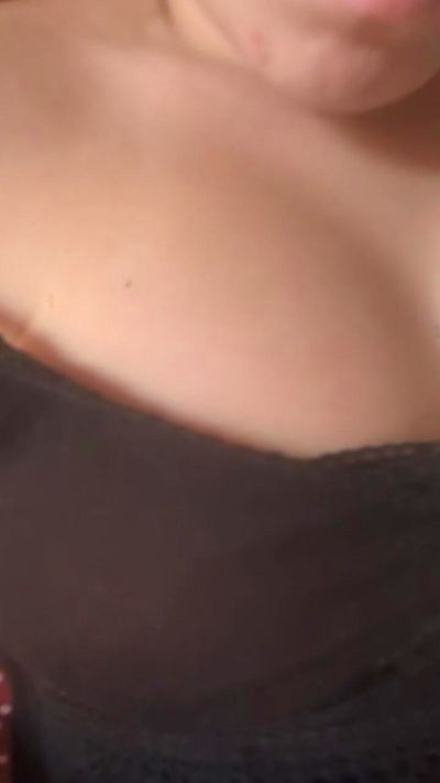 marina334 live cam on Cam4