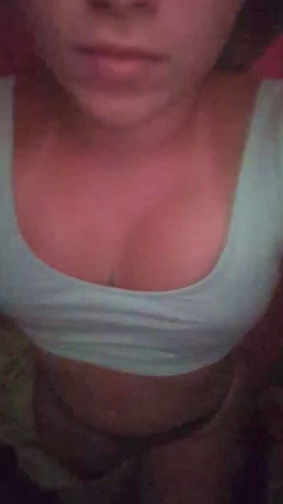 marina334 live cam on Cam4