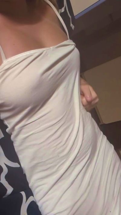 marina334 live cam on Cam4