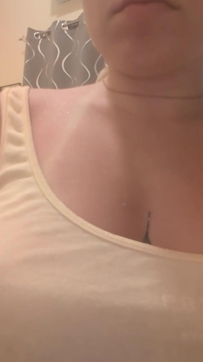 marina334 live cam on Cam4