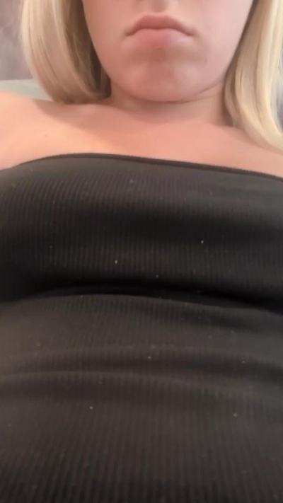 marina334 live cam on Cam4