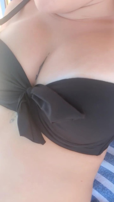 marina334 live cam on Cam4