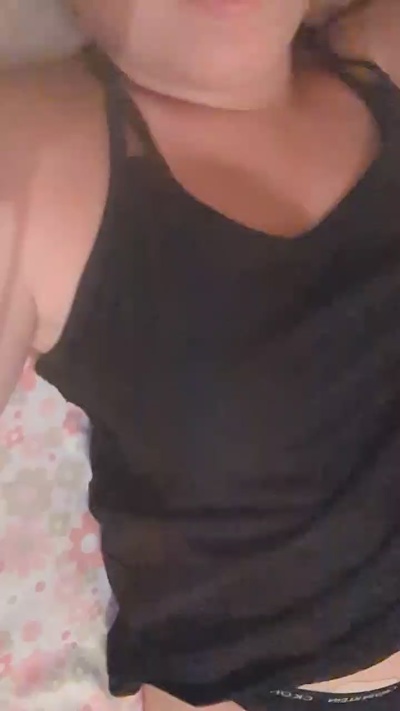 marina334 live cam on Cam4