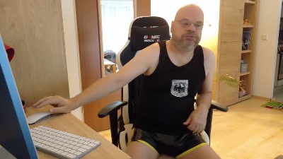 marioandreas live cam on Cam4