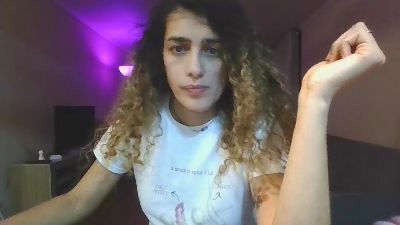 marioskamolina2 live cam on Cam4
