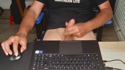 markosex75 live cam on Cam4