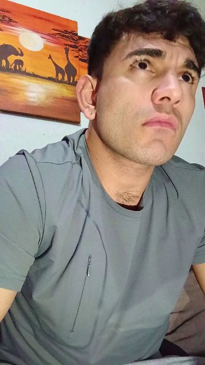 martin2947 live cam on Cam4