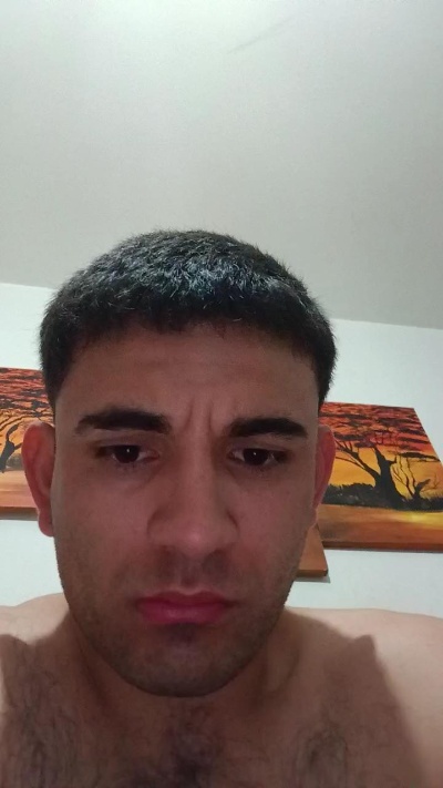 martin2947 live cam on Cam4