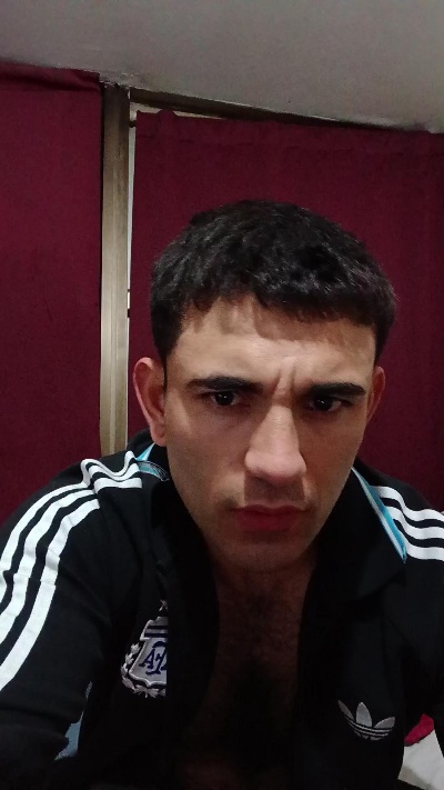 martin2947 live cam on Cam4