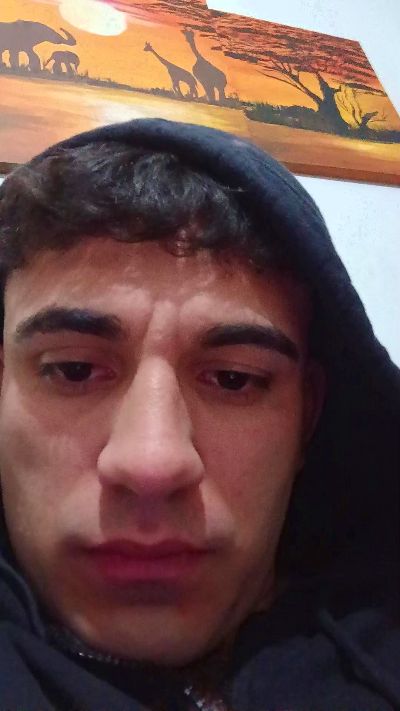 martin2947 live cam on Cam4