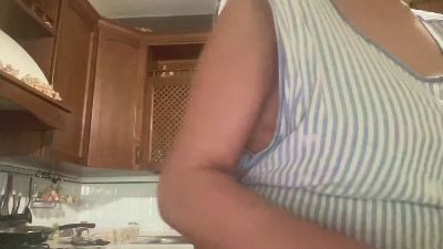 martinabigst live cam on Cam4