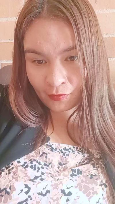 martinejones live cam on Cam4
