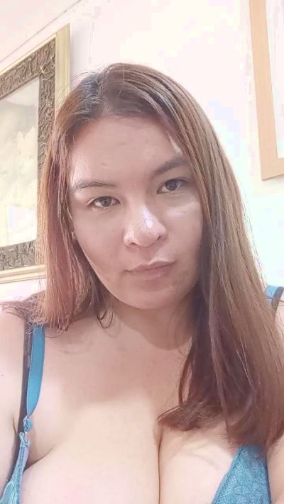 martinejones live cam on Cam4
