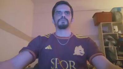 martinllll live cam on Cam4