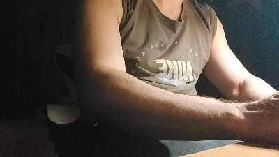 martinsanti19 live cam on Cam4