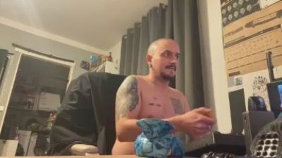 martyckling live cam on Cam4