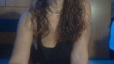 marymonella live cam on Cam4