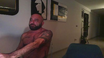 mascle76 live cam on Cam4