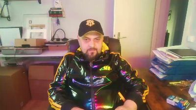 maseratibear Live Cam on Cam4