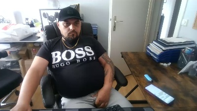 maseratibear live cam on Cam4