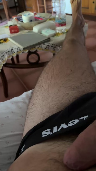 mass137 live cam on Cam4